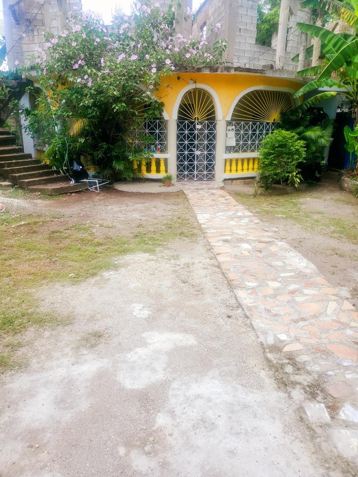 Fay Guest House Negril Rum bild